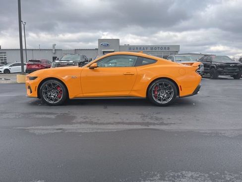 New 2026 Ford Mustang GT Premium w/ GT Performance Package RWD image 8