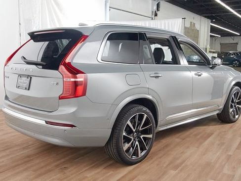 Certified 2025 Volvo XC90 B5 Plus w/ Protection Package Premier AWD/4WD image 4