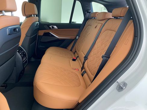 New 2026 BMW X5 xDrive40i w/ Climate Comfort Package image 13