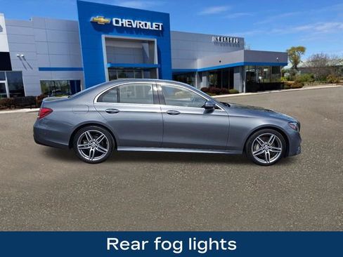 Used 2017 Mercedes-Benz E 300 4MATIC image 26