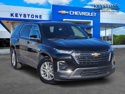 Used 2023 Chevrolet Traverse LT