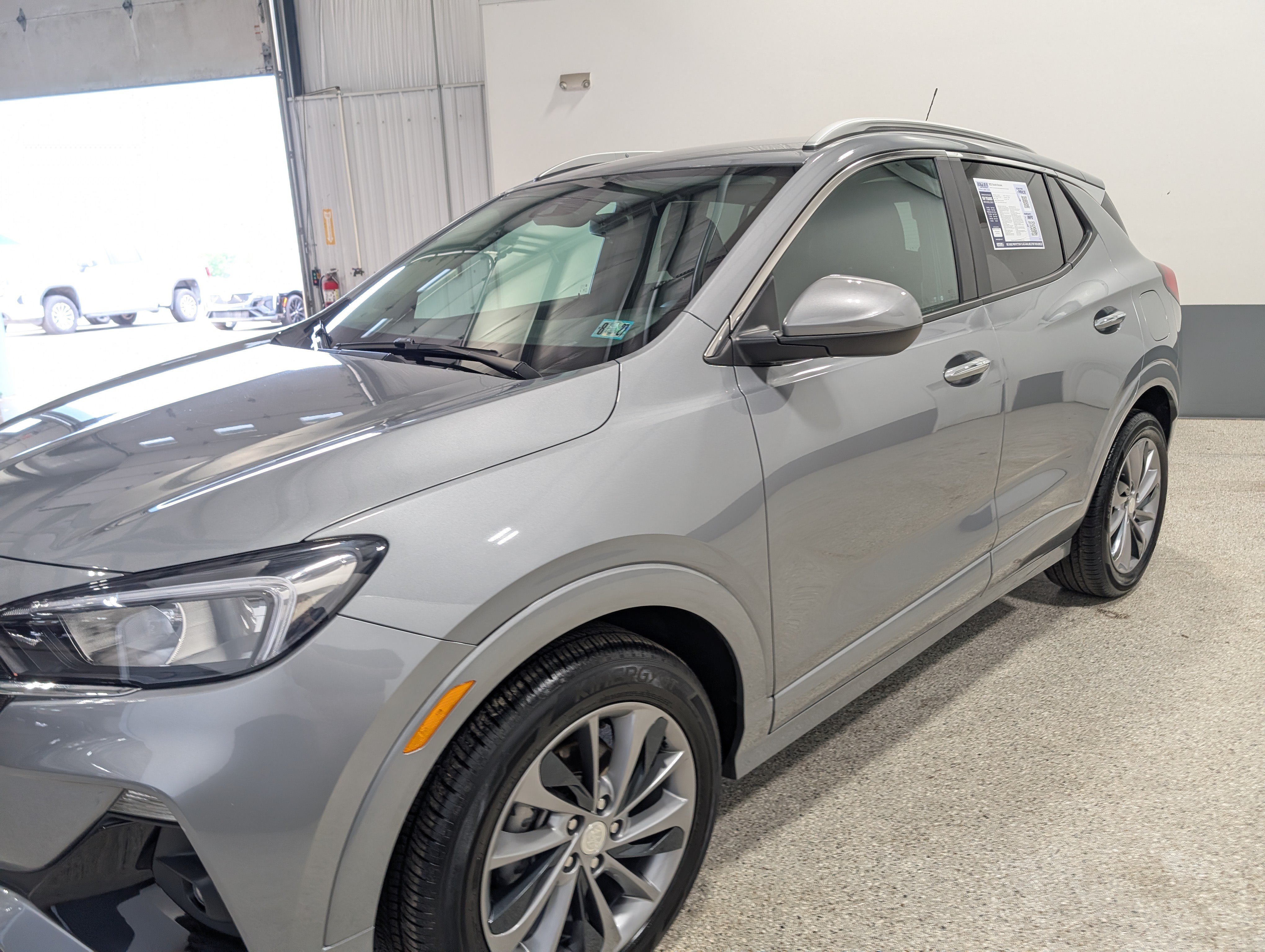 Used 2023 Buick Encore GX Select w/ Sport Touring Package FWD image 7