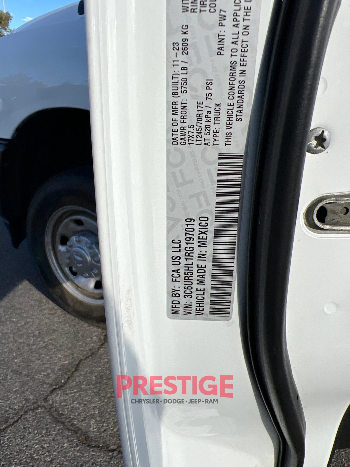 Used 2024 RAM 2500 Tradesman AWD/4WD image 31