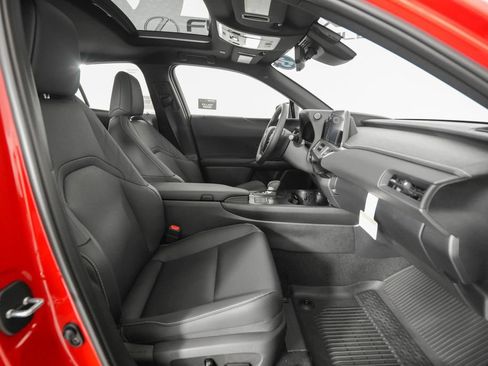 Certified 2025 Lexus UX 300h FWD w/ Accessory Package (Z1) image 19