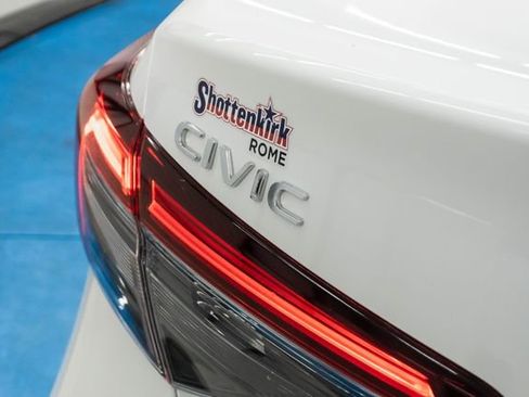 Certified 2025 Honda Civic Sport image 8