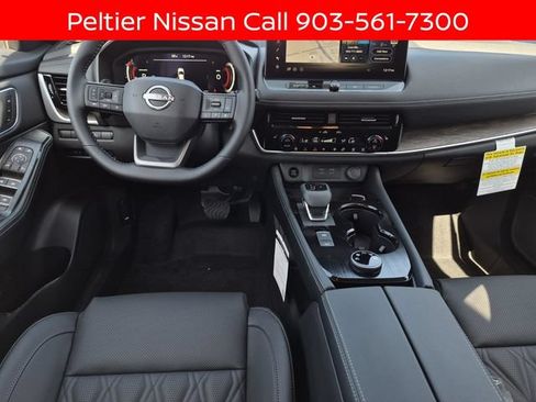 New 2026 Nissan Rogue Platinum w/ Platinum Premium Package AWD/4WD image 13