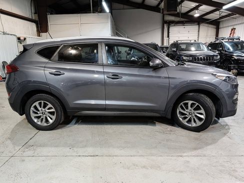 Used 2016 Hyundai Tucson SE w/ Option Group 02 image 7