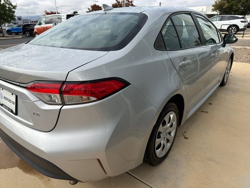 Used 2023 Toyota Corolla LE image 5