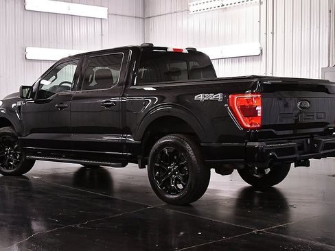 Used 2023 Ford F150 XLT w/ XLT Black Appearance Package image 5