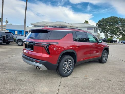 New 2026 Chevrolet Traverse LT w/ Driver Confidence Package image 7