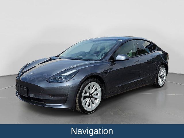 Used 2023 Tesla Model 3 Standard Range RWD image 4