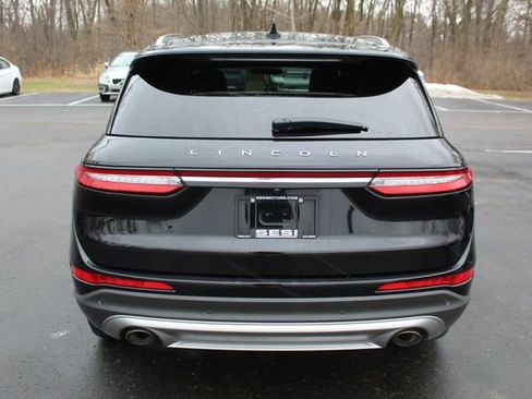 Certified 2022 Lincoln Corsair Standard w/ Equipment Group 101A image 4