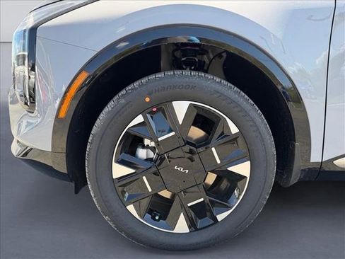 New 2026 Kia Sportage SX Prestige AWD/4WD image 9