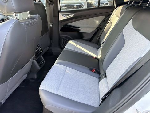 Certified 2023 Volkswagen ID.4 Pro RWD image 11