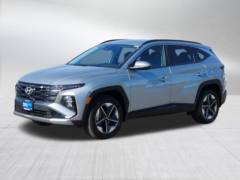 Used 2025 Hyundai Tucson SEL AWD/4WD image 3