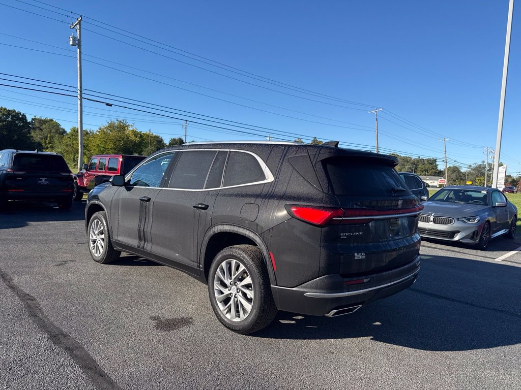 Used 2025 Buick Enclave Preferred w/ Trailering Package, 5000 lbs. AWD/4WD image 5