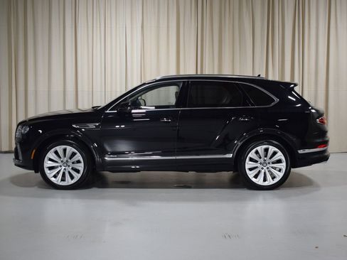 New 2025 Bentley Bentayga AWD/4WD image 11