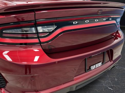 Used 2022 Dodge Charger SRT Hellcat w/ Navigation & Travel Group RWD image 38