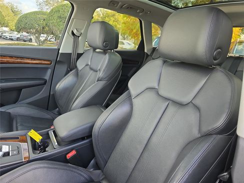 Used 2018 Audi Q5 2.0T Premium Plus w/ Premium Plus Package image 16