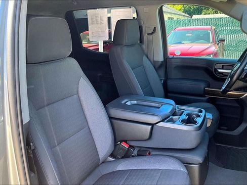 Used 2021 GMC Sierra 1500 SLE w/ Preferred Package RWD image 6