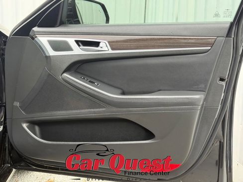 Used 2018 Genesis G80 3.8 image 19