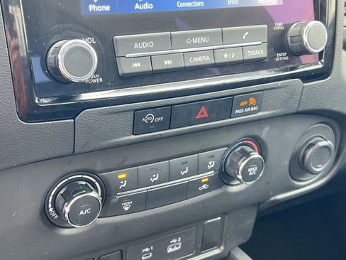 Used 2024 Nissan Frontier S w/ Technology Package image 17