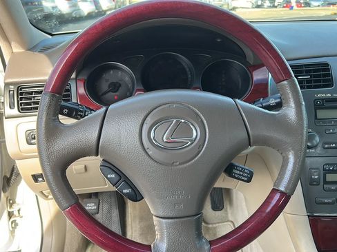 Used 2002 Lexus ES 330 FWD image 22