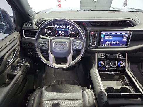 Used 2021 GMC Yukon Denali w/ Denali Ultimate Package AWD/4WD image 14