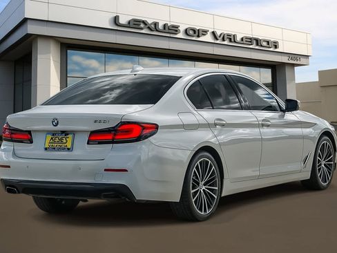 Used 2021 BMW 530i w/ Convenience Package RWD image 6