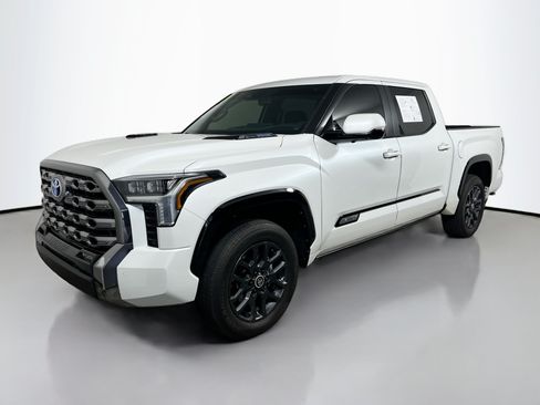 Used 2024 Toyota Tundra Platinum AWD/4WD image 9