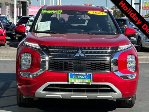 Used 2023 Mitsubishi Outlander SEL image 11