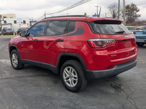 Used 2018 Jeep Compass Sport w/ Mopar Graphics Package AWD/4WD image 11