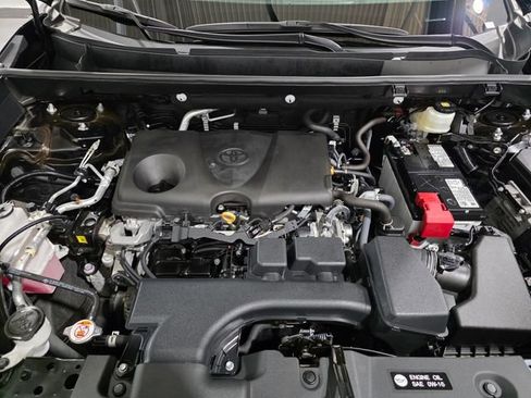Used 2024 Toyota RAV4 LE AWD/4WD image 26