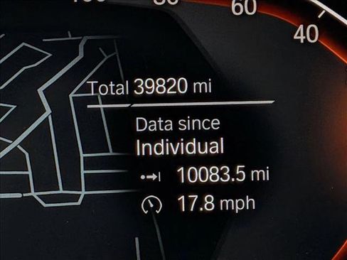 Used 2021 BMW 540i w/ Premium Package image 9