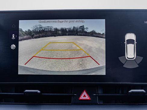 Used 2023 Kia Sportage EX image 31