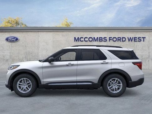 New 2025 Ford Explorer Active w/ Active Comfort Package image 5