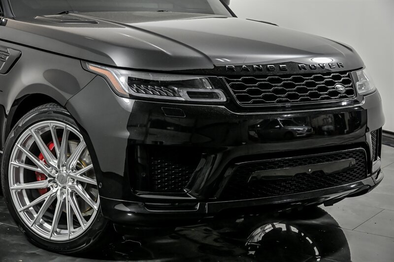 Used 2019 Land Rover Range Rover Sport HSE Dynamic AWD/4WD image 2