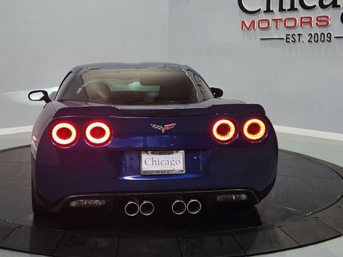 Used 2007 Chevrolet Corvette Coupe w/ Performance Package RWD image 19