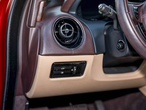 Used 2012 Jaguar XJ image 26