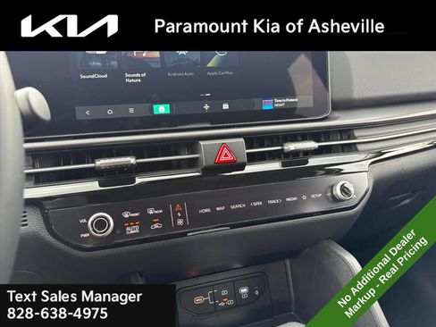 New 2026 Kia Sportage EX FWD image 12