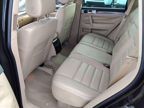 Used 2008 Volkswagen Touareg V6 image 20