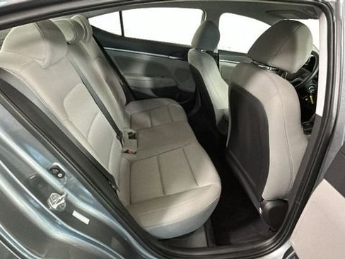 Used 2018 Hyundai Elantra SEL FWD image 29