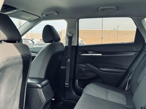 Used 2021 Kia Seltos LX image 26