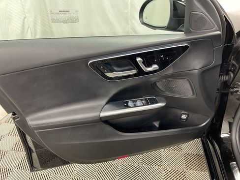 Used 2025 Mercedes-Benz C 300 4MATIC Sedan image 24