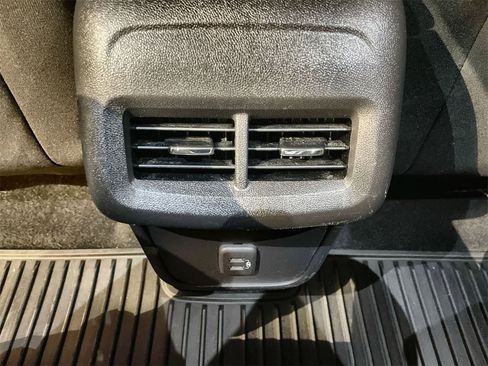 Certified 2021 Chevrolet Equinox LT image 20