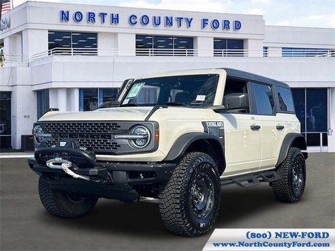 Used 2022 Ford Bronco Everglades image 1