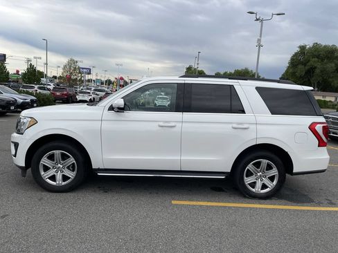Used 2021 Ford Expedition XLT AWD/4WD image 4