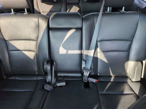 Used 2018 Honda Pilot EX-L image 32