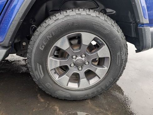 Used 2020 Jeep Wrangler Unlimited Sahara image 27