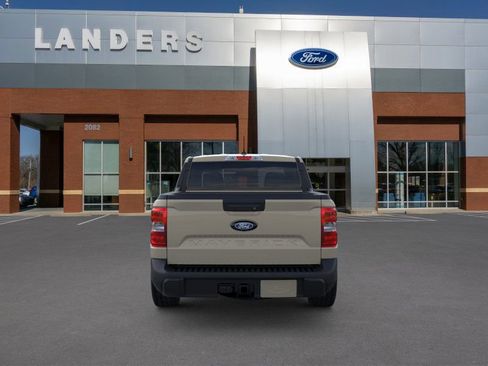 New 2025 Ford Maverick XLT w/ XLT Luxury Package image 5